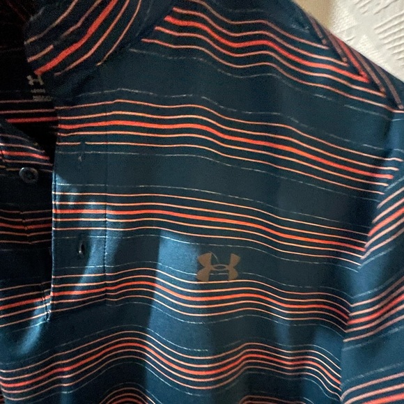 Under armour golf shirt - Picture 2 of 3